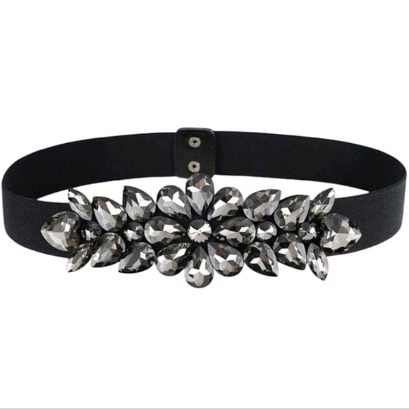 Black Gemstone Floral Design Stretchy Belt - Picture 2 of 3